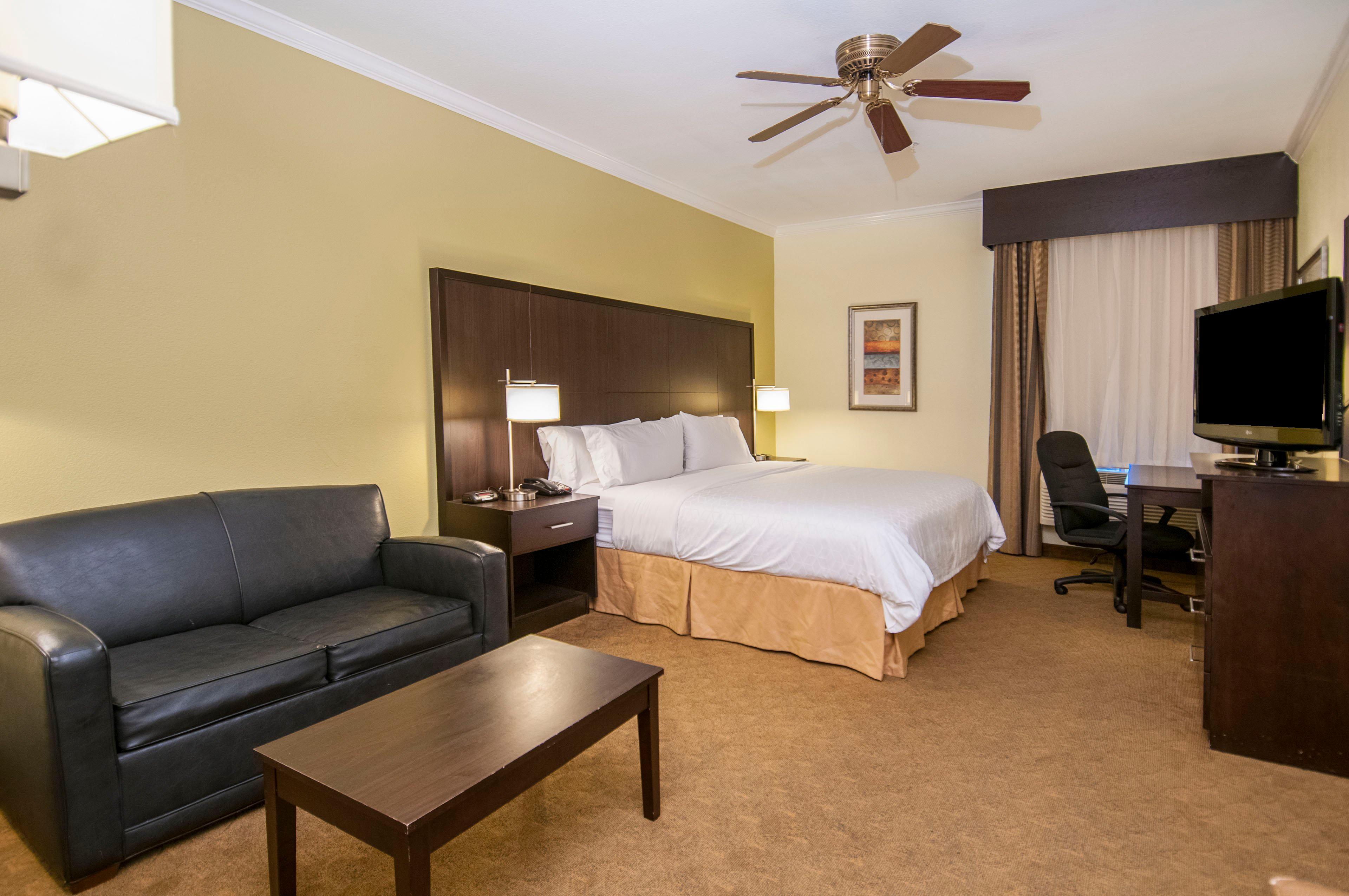 Holiday Inn Express Hotel & Suites Houston North Intercontinental By Ihg Exterior foto