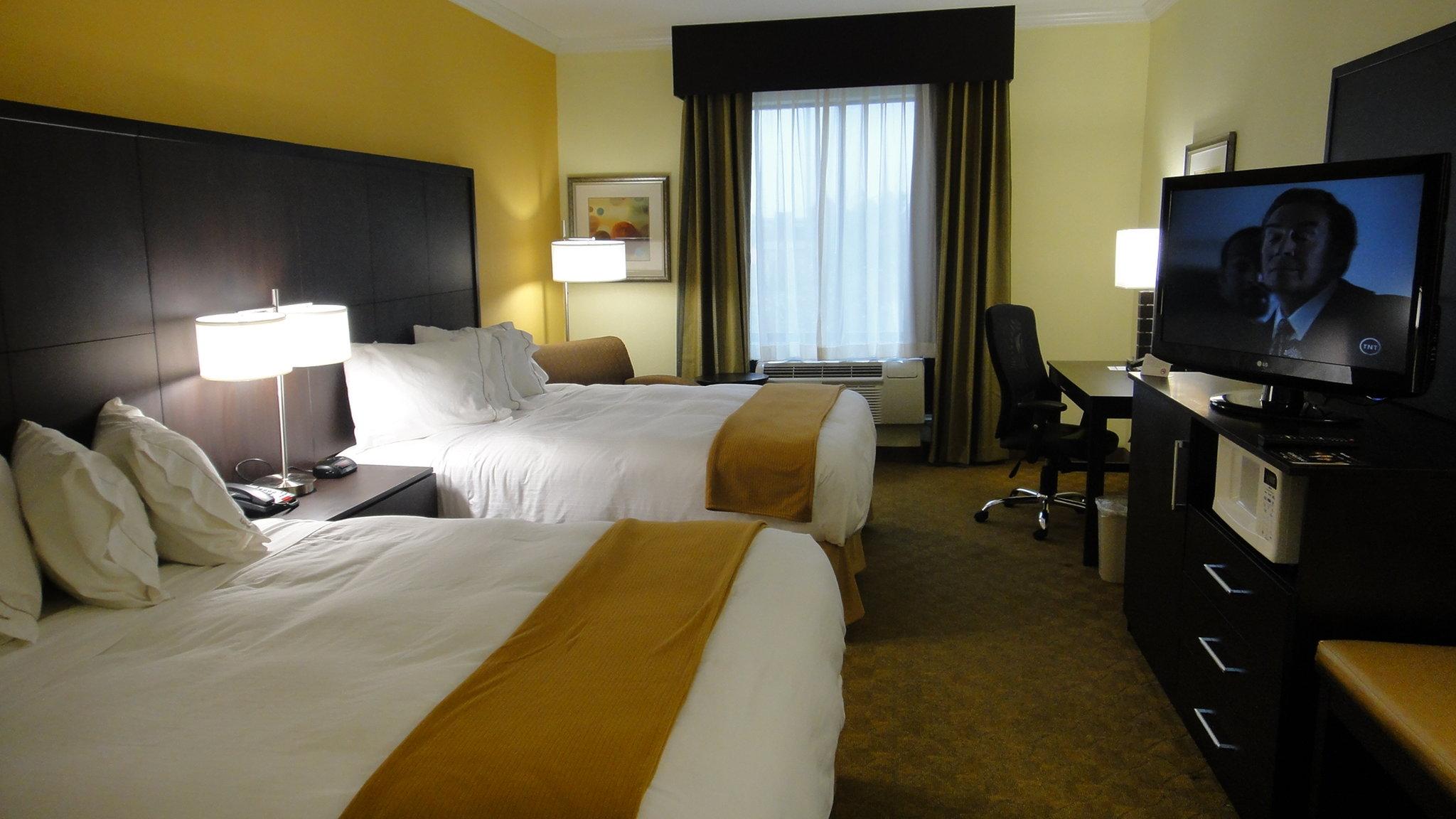 Holiday Inn Express Hotel & Suites Houston North Intercontinental By Ihg Exterior foto
