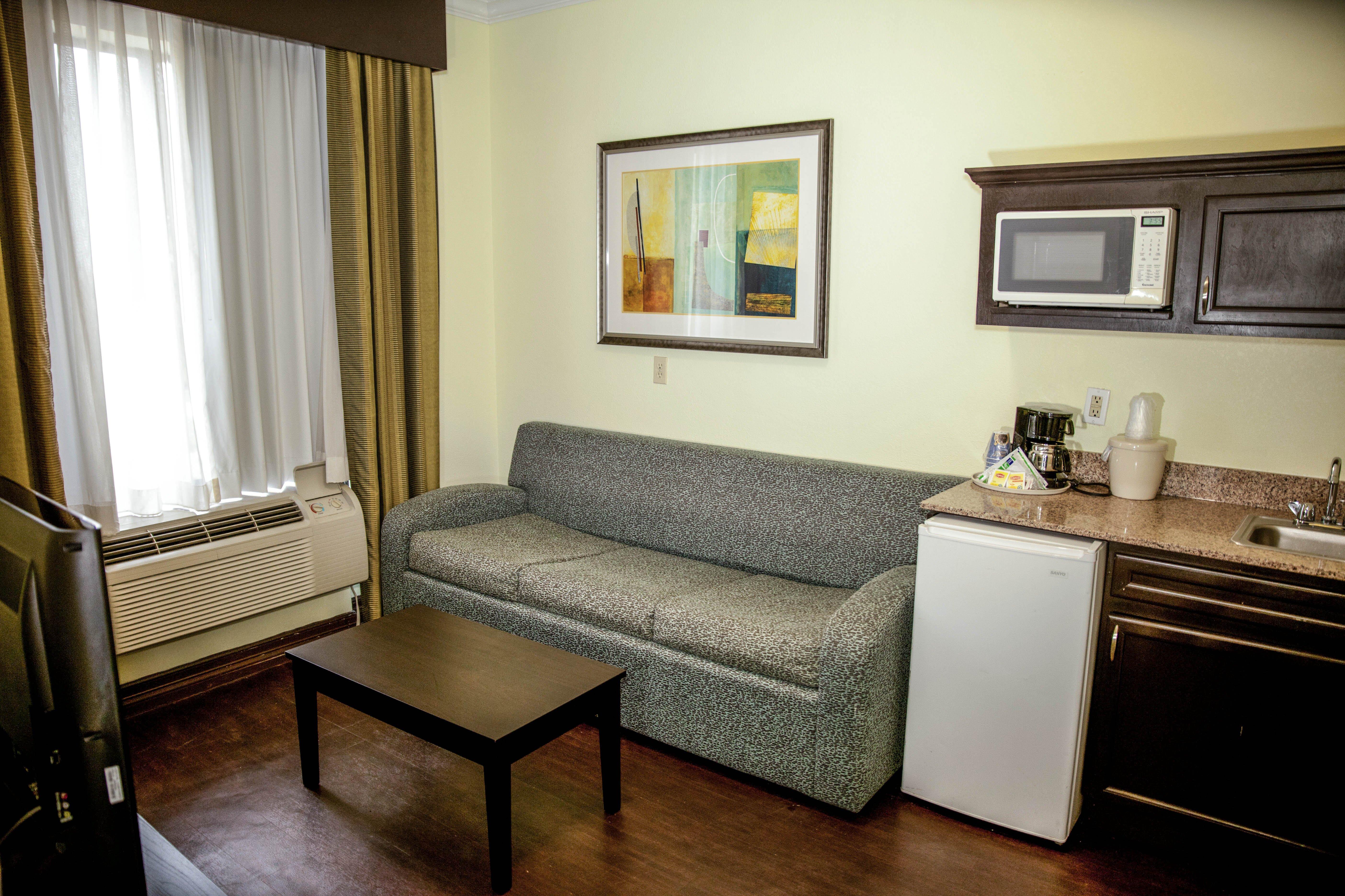 Holiday Inn Express Hotel & Suites Houston North Intercontinental By Ihg Exterior foto